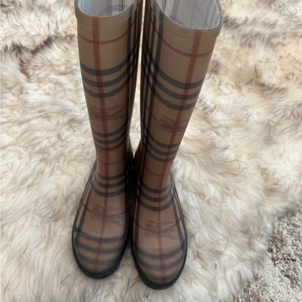 Burberry Novacheck Rain Boots